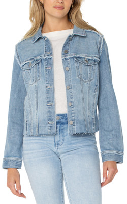 Front of the Frayed Trucker Jacket style LM1B19RD from Liverpool Jeans in the color Newport Bay