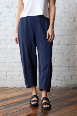 Front of the Crinkle Lantern Pants style 540271 from Olivia in the color navy
