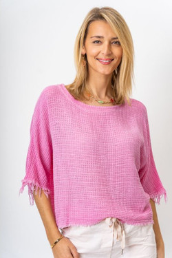Front of the Cotton & Linen Mix Crop Top style 737202 from Look Mode in the color fuchsia