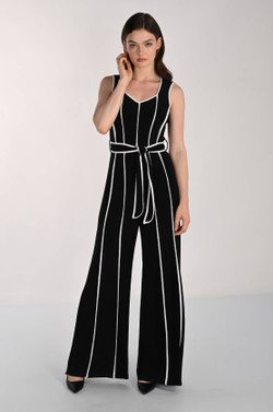 Front of the Contrast Piping Belted Jumpsuit style 261005 from Frank Lyman in the colors black and off white