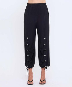 Front of the Button Pleated Pants With Cuffs style P1986 from Last Tango in the color black