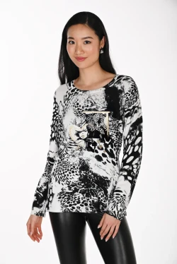 Front of the Animal Print Blingy Sweater style 264836 from Frank Lyman in the off white/black print