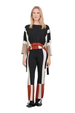 Front of the Hi Low Front Pull Tunic style T12569 from Eva Varro in the mica print