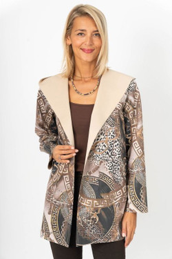 Front of the Chain Printed Hoodie Jacket style 7128CH from Look Mode in the color light camel