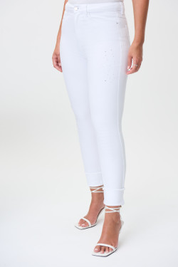 Front of the Rhinestone Skinny Jeans from Joseph Ribkoff in the color white