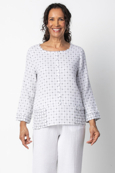 Front of the Printed Pullover with Pockets from Habitat in the color white