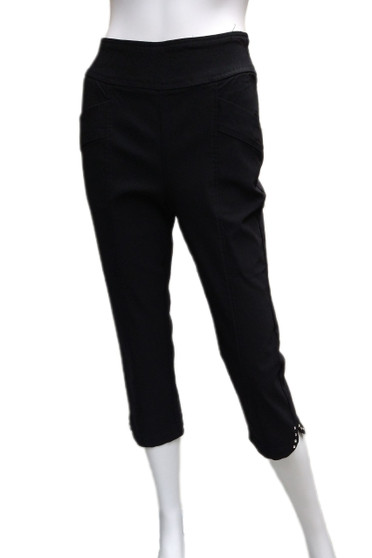 Front of the Pull-On Capri Slacks from Ethyl in the color black
