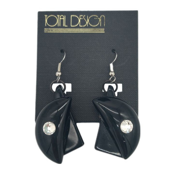 Front of the Black Geometric Earrings from Jeff Lieb