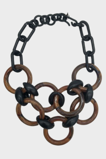 Front of the Chunky Chain Link Statement Necklace SKU 23197 from Alisha D