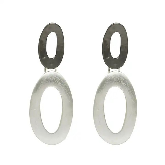 Front of the Contempo Silver Double Oval Earrings from Laurent Scott
