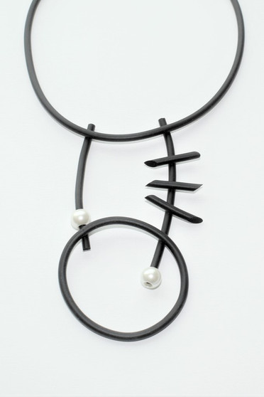 Front of the Neoprene Calder Pearl Necklace from Laurent Scott