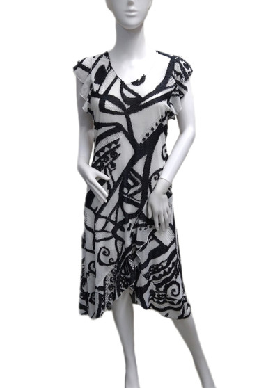 Front of the Lace Flutter Sleeve Dress from Cativa in the colors black and white