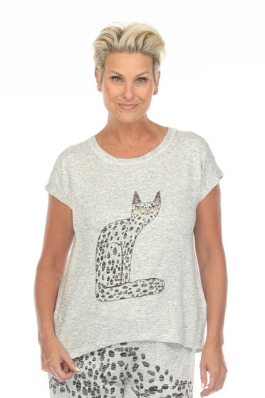 Front of the Cap Sleeve Cat T-Shirt from Inoah in the multicolor print