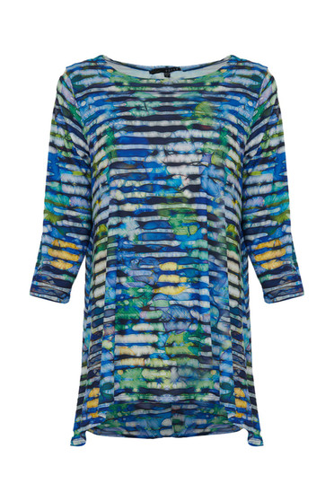 Front of the Dima Hi-Low Tunic style VG-4626 from Kozan in the Lake print