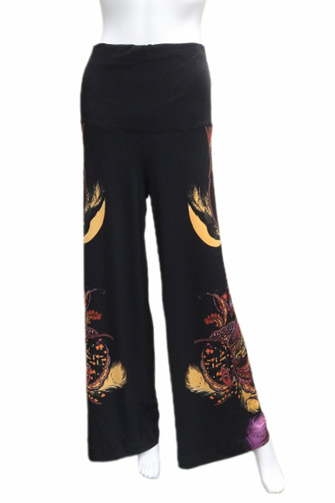 Front of the Printed High-Waisted Palazzo Pants style P12895S from Eva Varro in the ava/black print