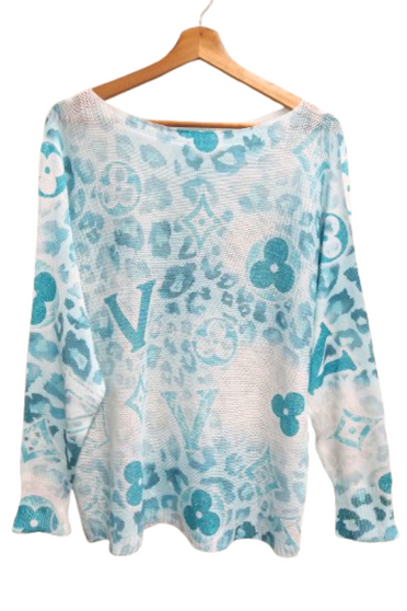 Front of the Clover Batwing Sweater style 0330 from Look Mode in the color aqua