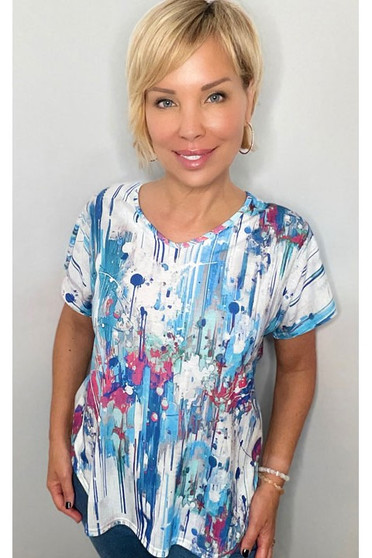 Front of the Ambitious V-Neck Tee style 202SAB4 from Ethyl in the multicolor print