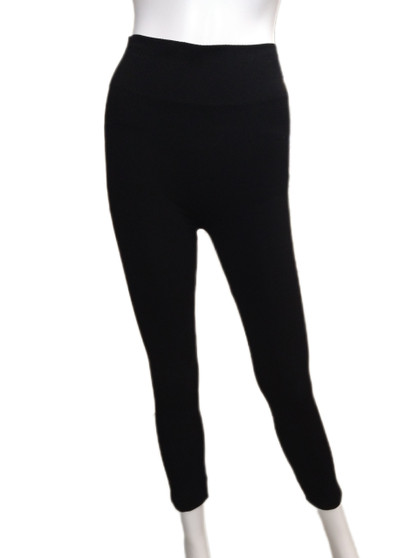 Front of the Bamboo Leggings from Pure Essence in the color black