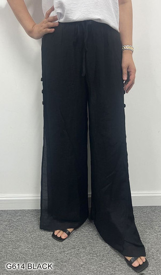Front of the Double Layer Pants style G614 from Creation in the color black