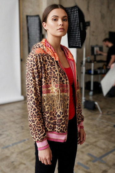 Front of the Blingy Animal Print Hoodie style C-ghh-074 from IPNG in the pink leopard print