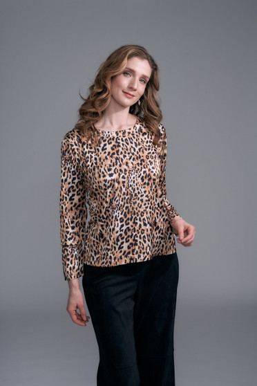 Front of the Cheetah Print Satin Scoopneck Tee style BCT6757PR from Insight