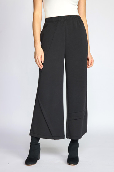 Front of the Featherlux Knit Crossroads Pant style 330245 from Olivia in the color black