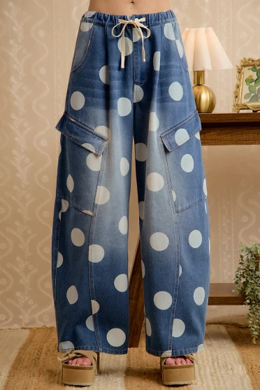 Front of the Polka-Dot Barrel Jeans style IB1884-02 from Bibi in the color washed denim