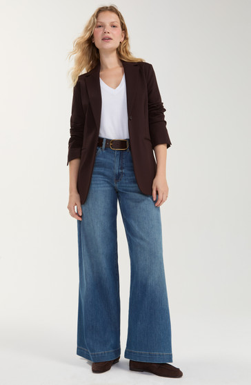 Front of the Relaxed Fit 32" Wide Leg Jeans style LM7B56SSL from Liverpool in the autumn fade wash
