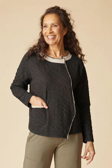 Front of the Crinkle Metro Top style 48111 from Habitat in the color black