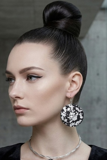 Front of the Crackle Black & Silver Pendant Earrings SKU 31900 from Jeff Lieb