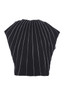 Front of the Hollywood Eliza Striped Top from Kozan in the colors black and white