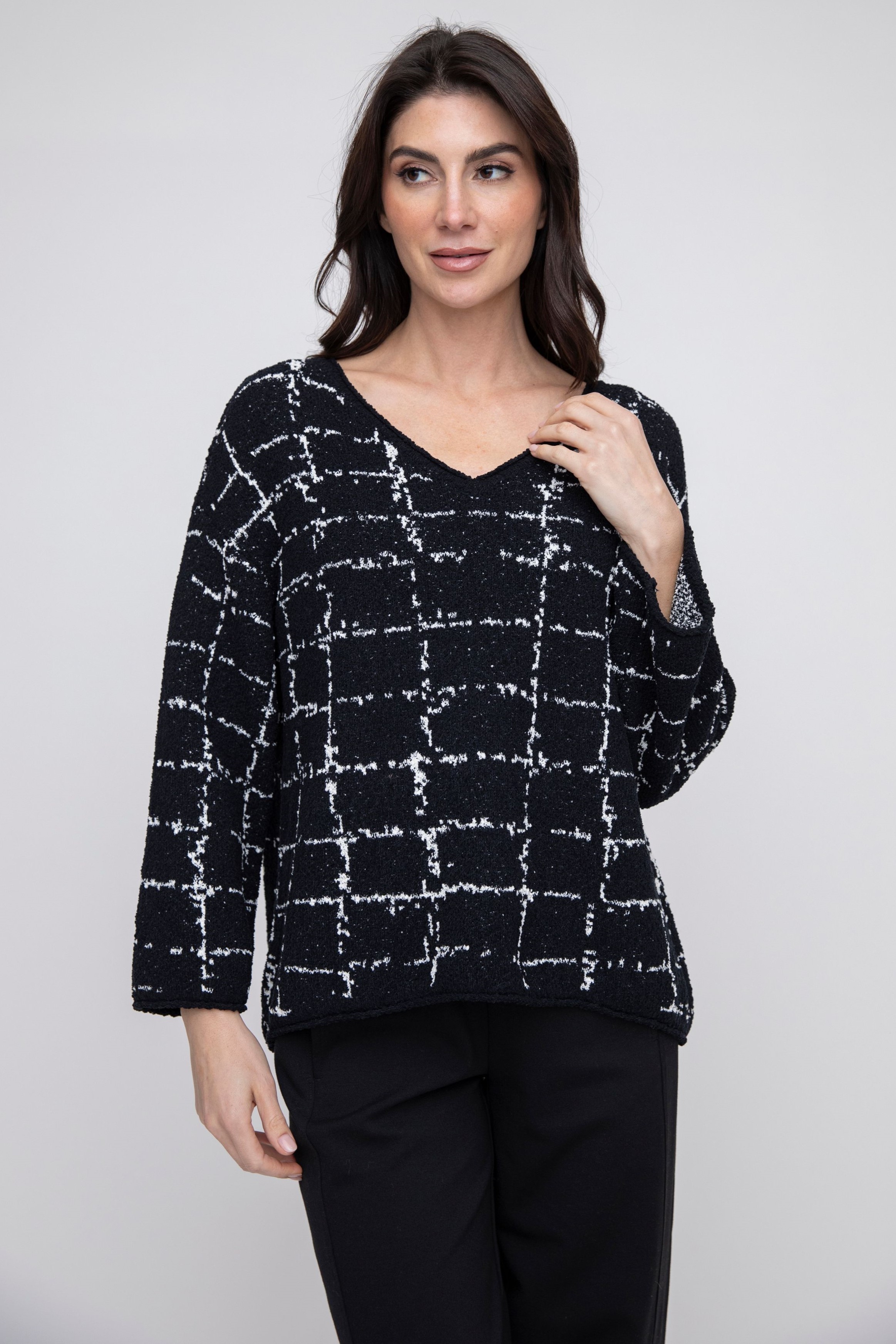 ★22-23FW★KNITTED★Boucle Round Knit IMG_3891_medium.jpg