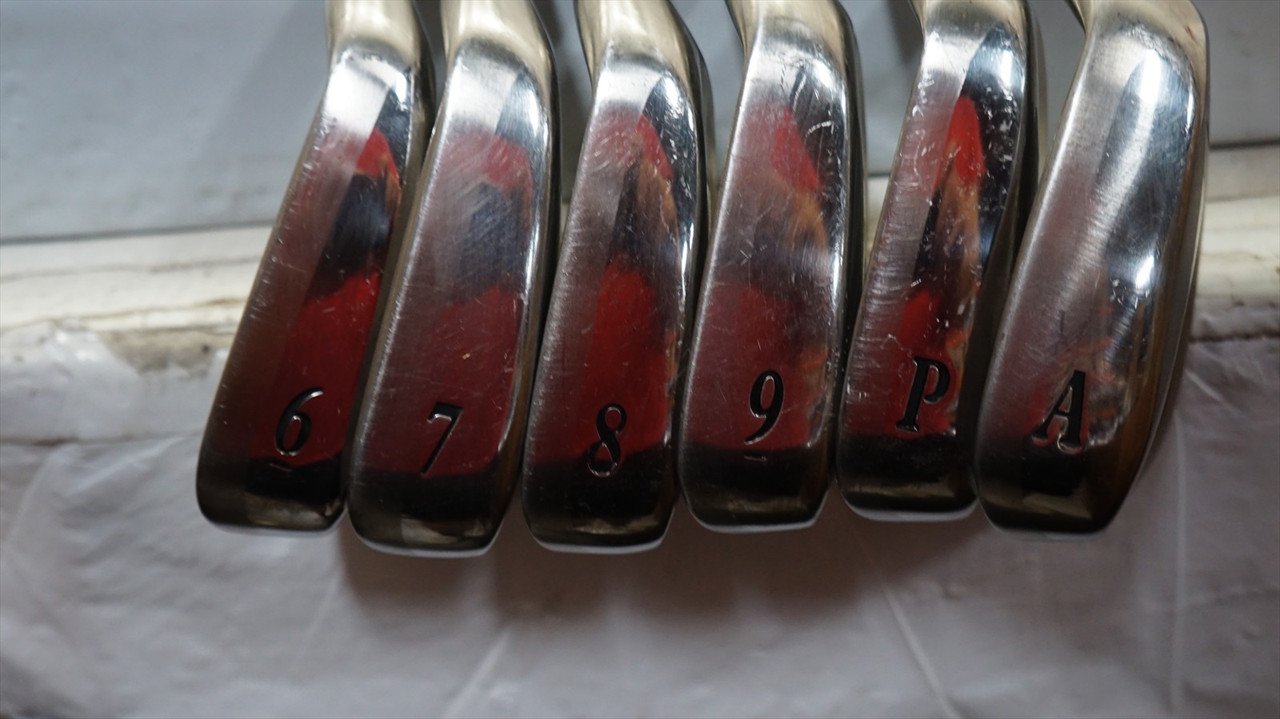 Xxio 12 Iron Set 6-Pw, Aw Regular Flex Mp 1200 Graphite 1111344