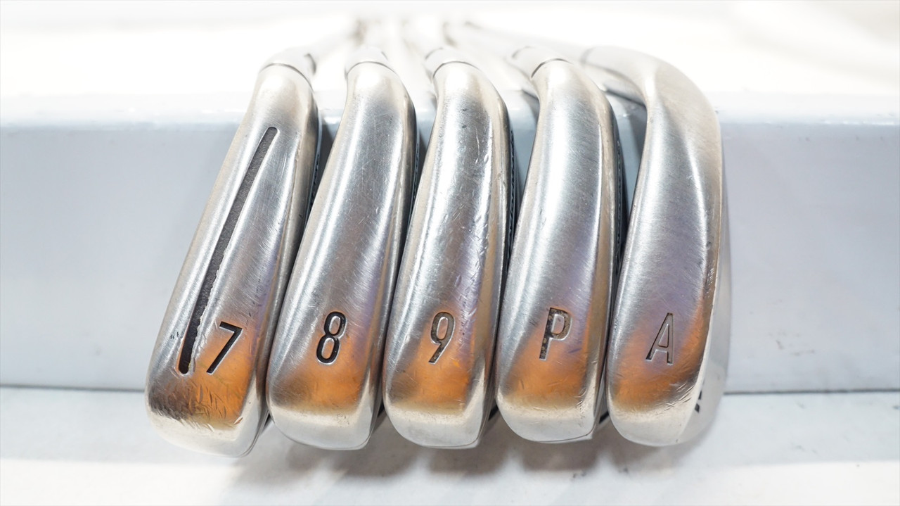 Taylormade M5 Iron Set 7-Pw, Aw Regular Tensei Orange Ck Graphite