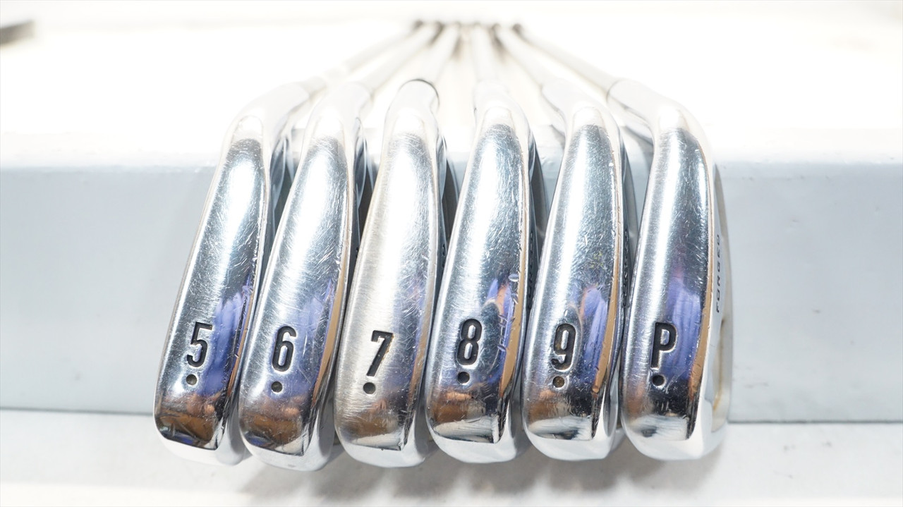 Callaway Apex Pro 19 Iron Set 4-Pw, Aw Regular Catalyst 100