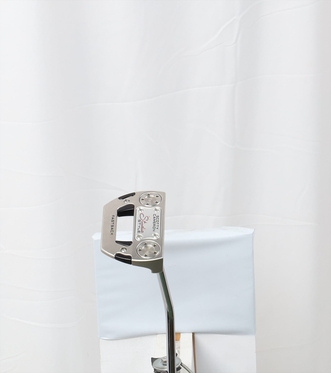 Titleist Scotty Cameron Studio Style Fastback 33