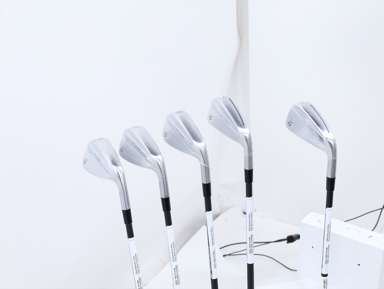 Taylormade P790 2025 Iron Set 6-Pw Stiff Flex Mitsubishi Reax
