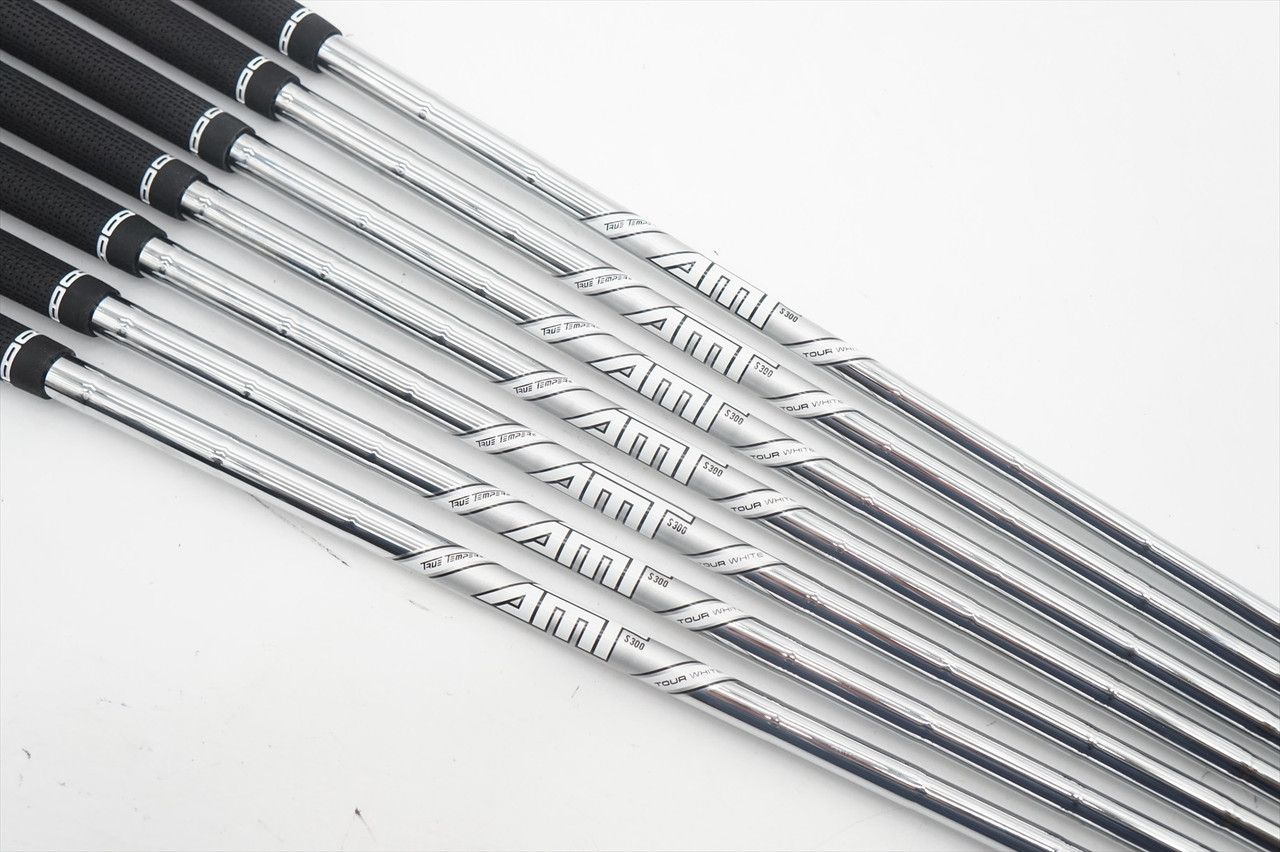 True Temper Amt Tour White S300 Stiff 37.5-34.5