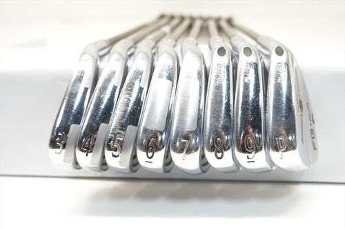 Wilson Fg Tour V6/Fg Tour Iron Set 3-Pw Stiff Fujikura Pro 1070405 Good HB4-3-18 Wilson Fg Tour V6/Fg Tour Iron Set 3-Pw Stiff Fujikura Pro 1070405 Good HB4-3-18