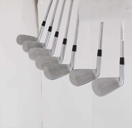 Callaway Apex Pro 24 Iron Set 5-Pw, Aw Stiff Dynamic Gold