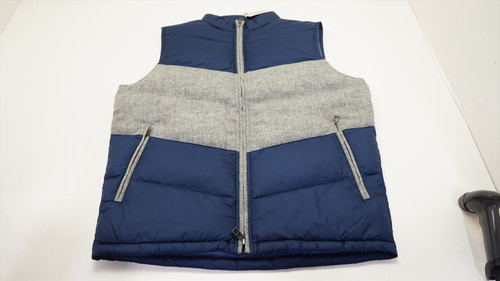 Peter Millar Alpine Gilet Vest Mens Size Medium NAVY/GALE GREY 949A 01195403 New Peter Millar Alpine Gilet Vest Mens Size Medium NAVY/GALE GREY 949A 01195403 New