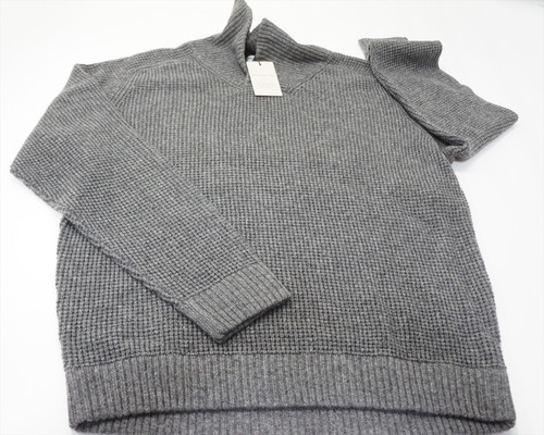 Peter Millar Golf 65% Wool SweaterMens SizeMedium Gale Grey963B 01202533 New Peter Millar Golf 65% Wool SweaterMens SizeMedium Gale Grey963B 01202533 New