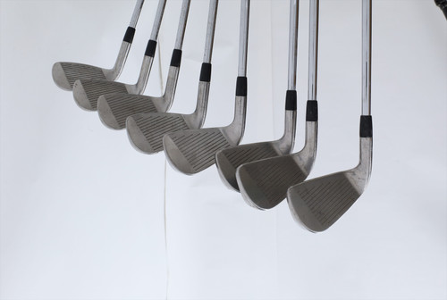 Titleist 775.Cb Iron Set 4-Pw, Gw Stiff Flex Dynamic Gold Steel