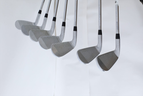 Titleist T200 2023 Iron Set 5-Pw, Gw Stiff Flex Amt Black Steel