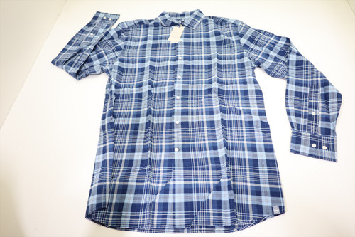 Peter Millar Golf Solid Button Down Mens Size Medium IND 972F New 01310648 Peter Millar Golf Solid Button Down Mens Size Medium IND 972F New 01310648