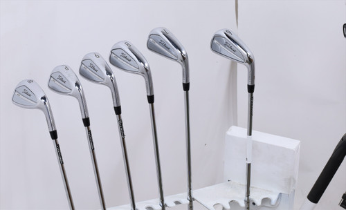 Titleist T200 3G Iron Set 6-Pw, Gw Stiff Amt Black S300 12604663 Good Titleist T200 3G Iron Set 6-Pw, Gw Stiff Amt Black S300 12604663 Good