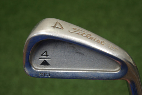 Titleist Dci Black 4 Iron Graphite Shaft Stiff 233611-A Used Golf Righty L64 Titleist Dci Black 4 Iron Graphite Shaft Stiff 233611-A Used Golf Righty L64