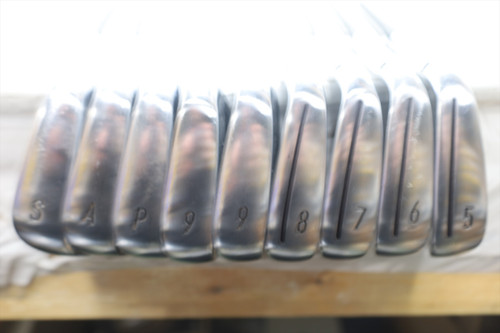 Taylormade Qi Iron Set 5-Pw, Aw, Sw Senior Flex Ventus Tr Blue 5 Graphite Good Taylormade Qi Iron Set 5-Pw, Aw, Sw Senior Flex Ventus Tr Blue 5 Graphite Good