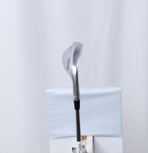 Titleist Vokey Sm10 Tour Chrome Wedge 54°-12 D-Grind Regular Dynamic Gold 85862 Titleist Vokey Sm10 Tour Chrome Wedge 54°-12 D-Grind Regular Dynamic Gold 85862