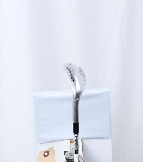 Cleveland Rtx Zipcore Tour Satin Wedge 60°-10 Mid Grind Dynamic Gold Left Hand Cleveland Rtx Zipcore Tour Satin Wedge 60°-10 Mid Grind Dynamic Gold Left Hand
